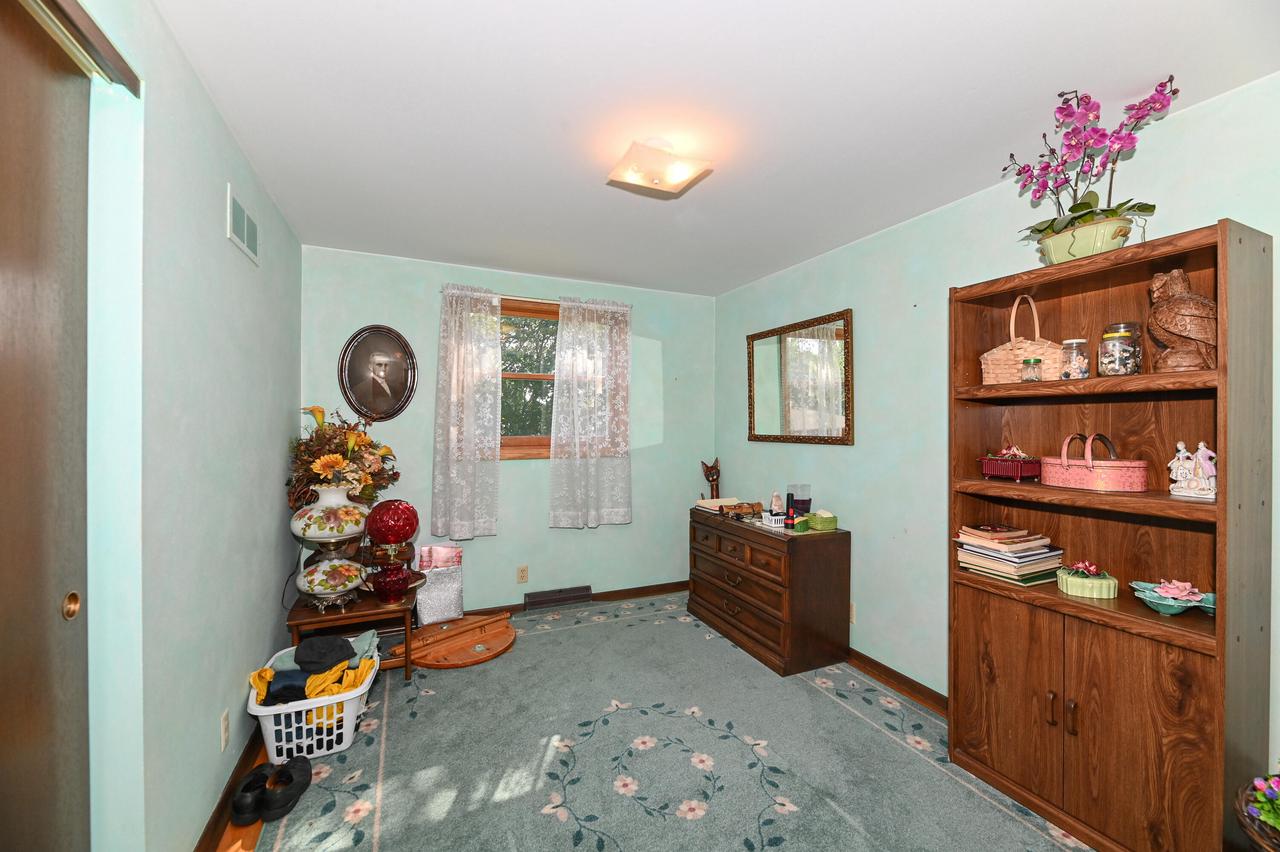 10522 West Parnell AVENUE WEST West 10524