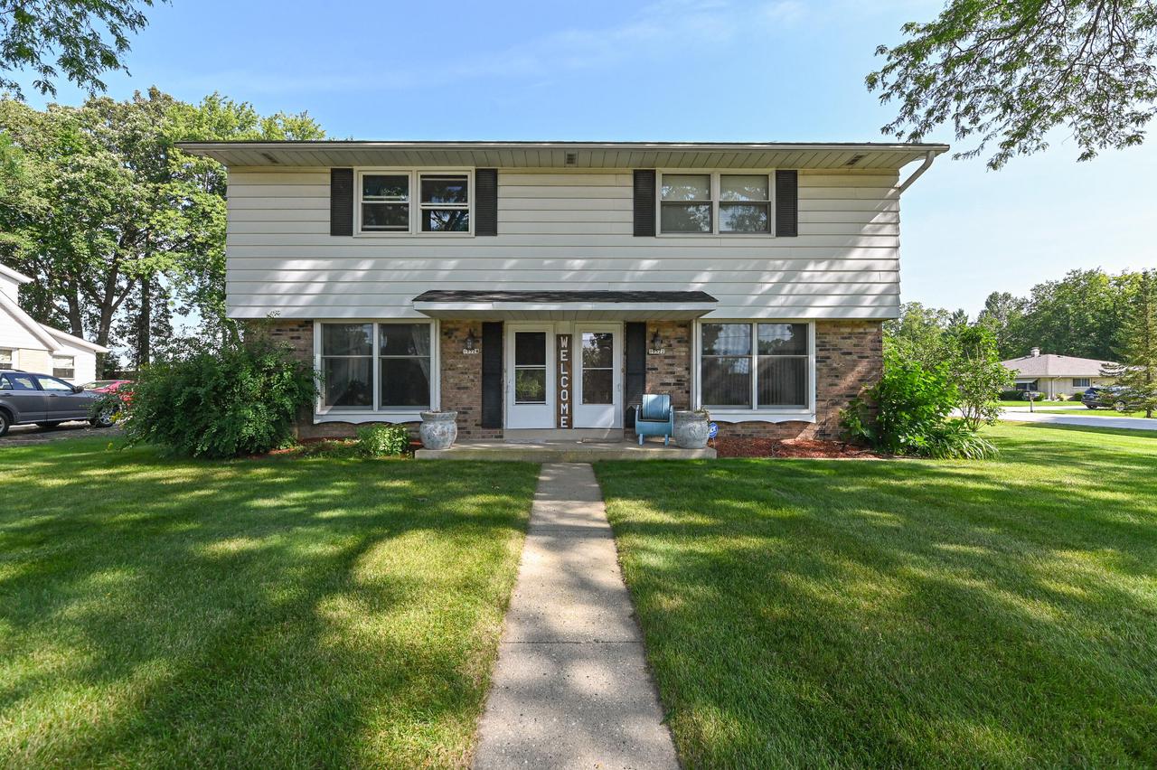 10522 West Parnell AVENUE WEST West 10524