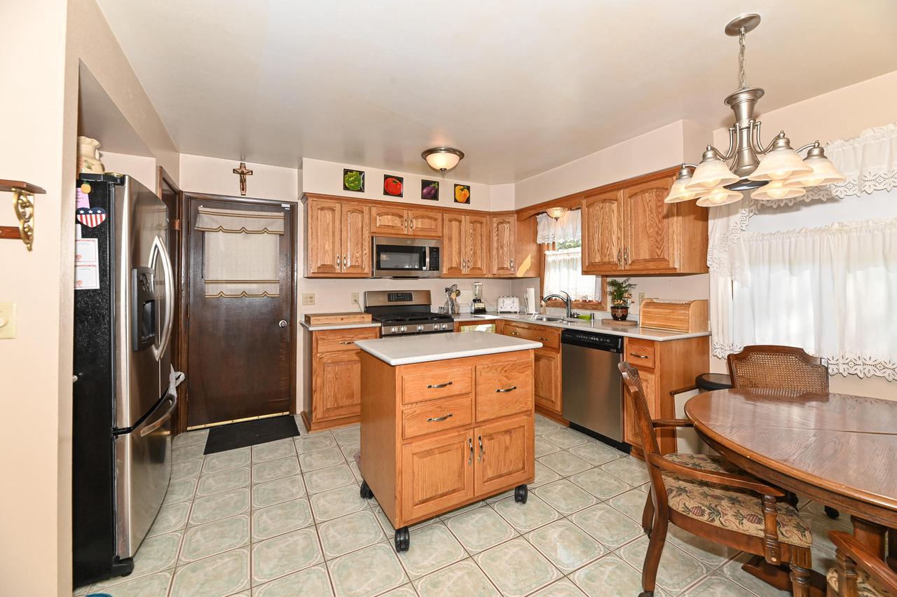 10522 West Parnell AVENUE WEST West 10524