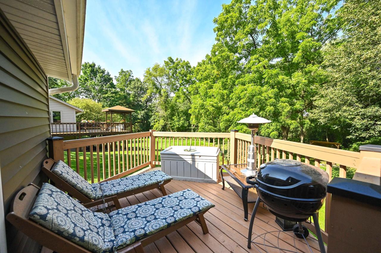 7837 South Ridgewood DRIVE