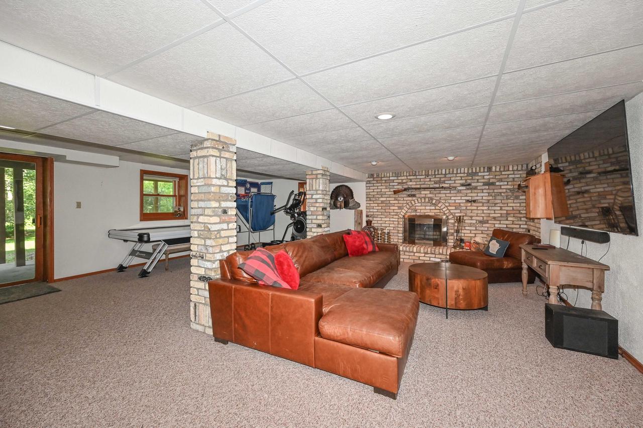 7837 South Ridgewood DRIVE