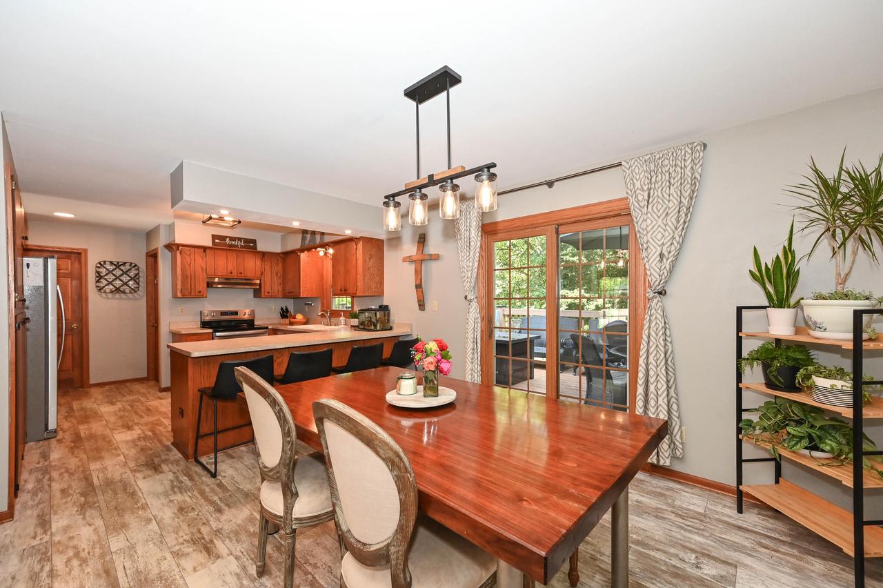 7837 South Ridgewood DRIVE