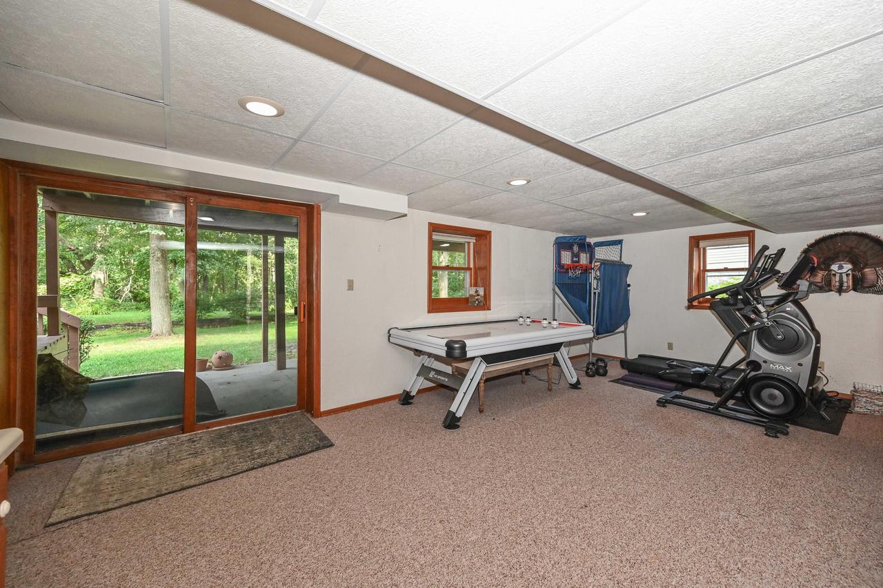 7837 South Ridgewood DRIVE