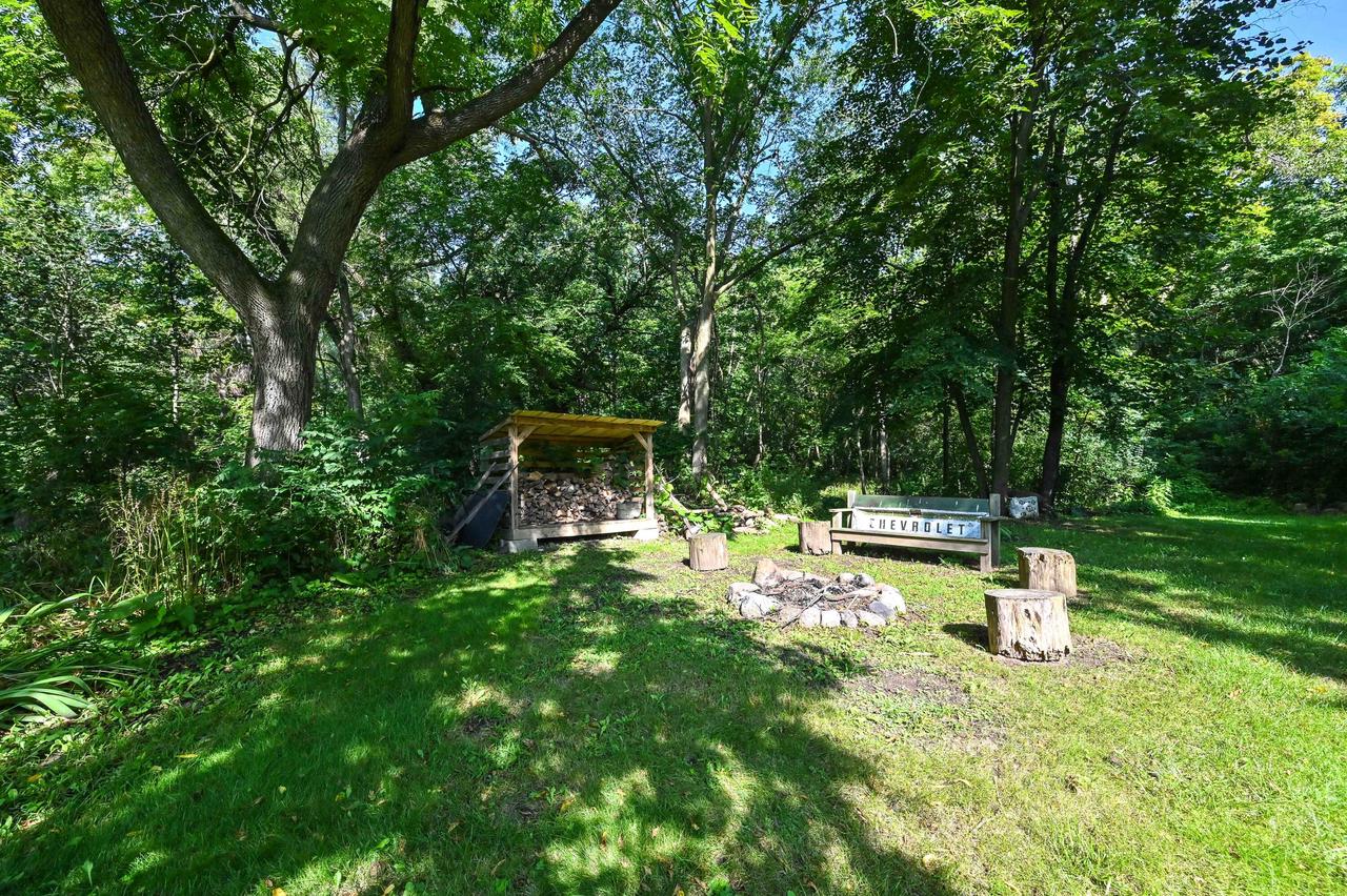 7837 South Ridgewood DRIVE