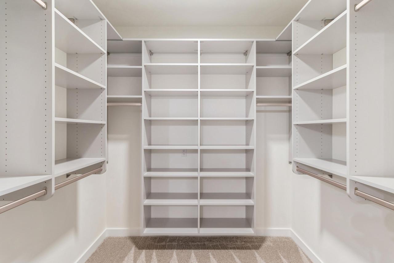 7560 West Tuckaway Pines CIRCLE