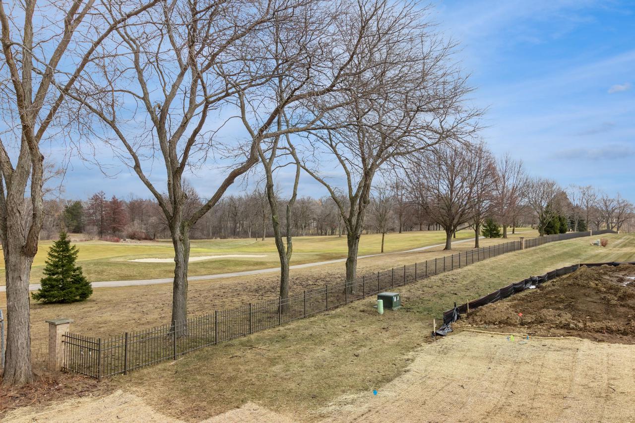 7560 West Tuckaway Pines CIRCLE