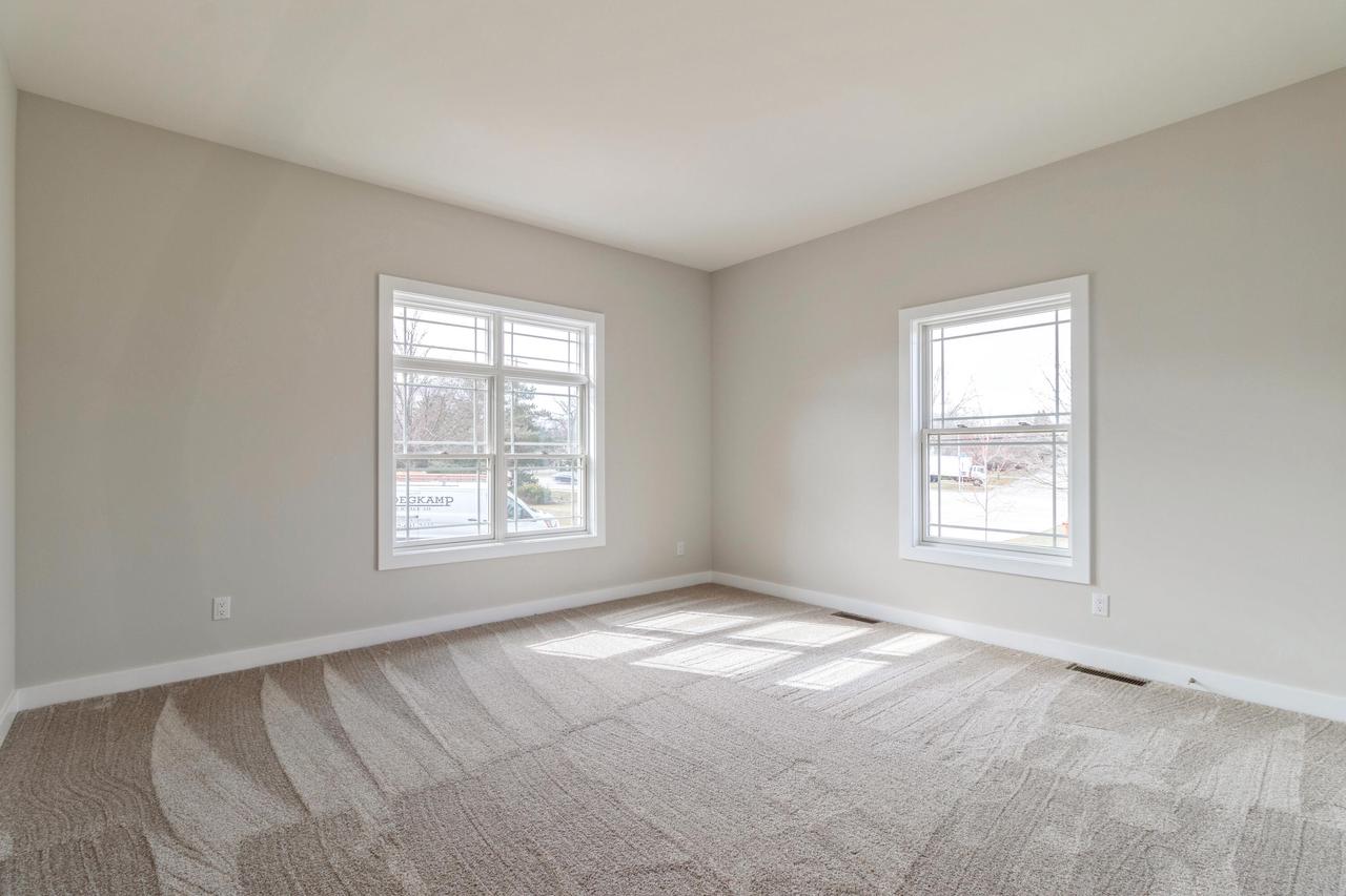 7560 West Tuckaway Pines CIRCLE