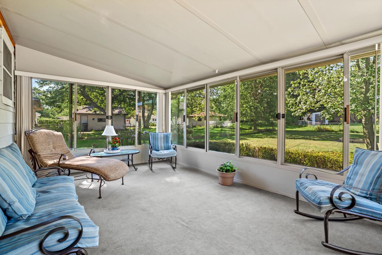 814 East Wisconsin AVENUE