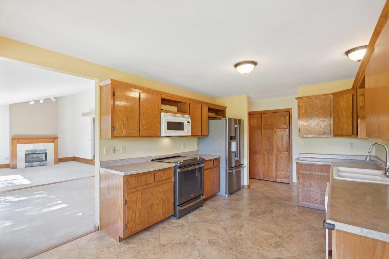 W247S10870 Center DRIVE