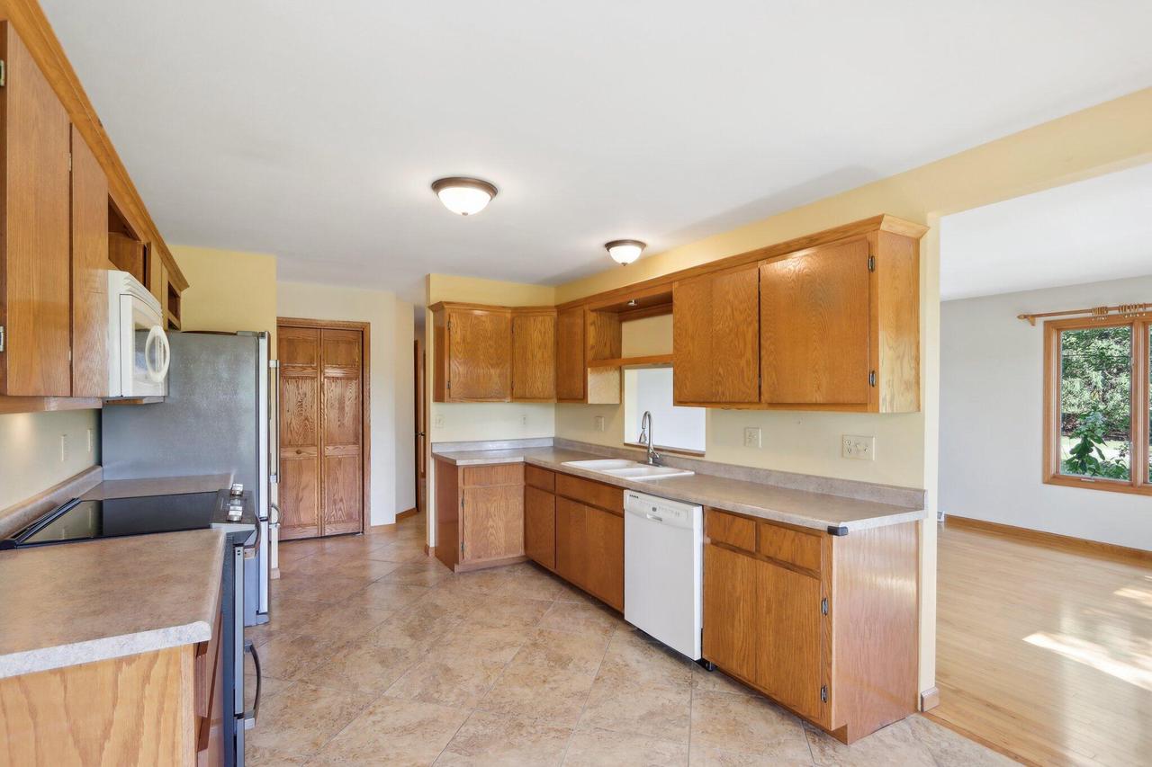 W247S10870 Center DRIVE