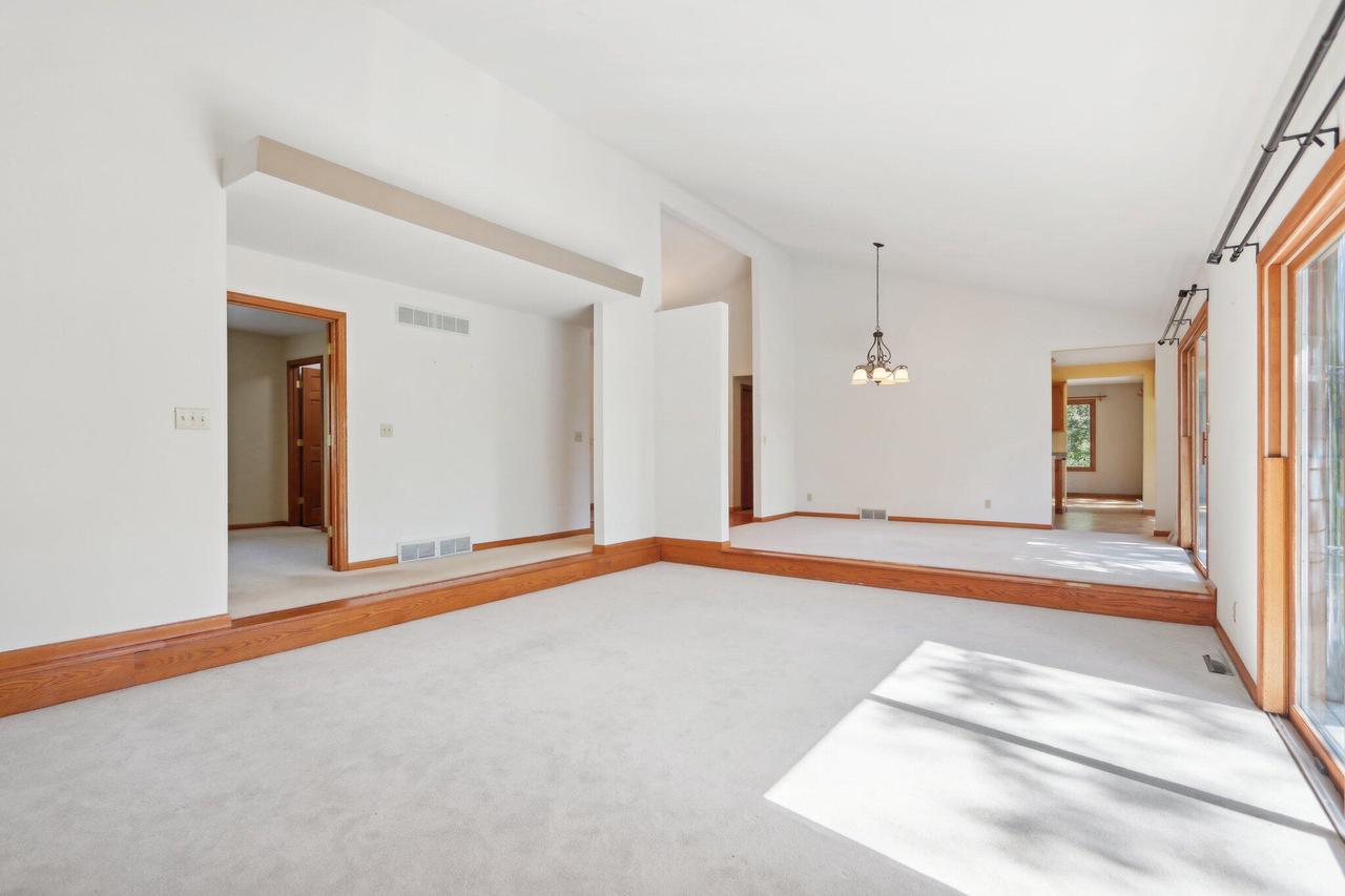 W247S10870 Center DRIVE