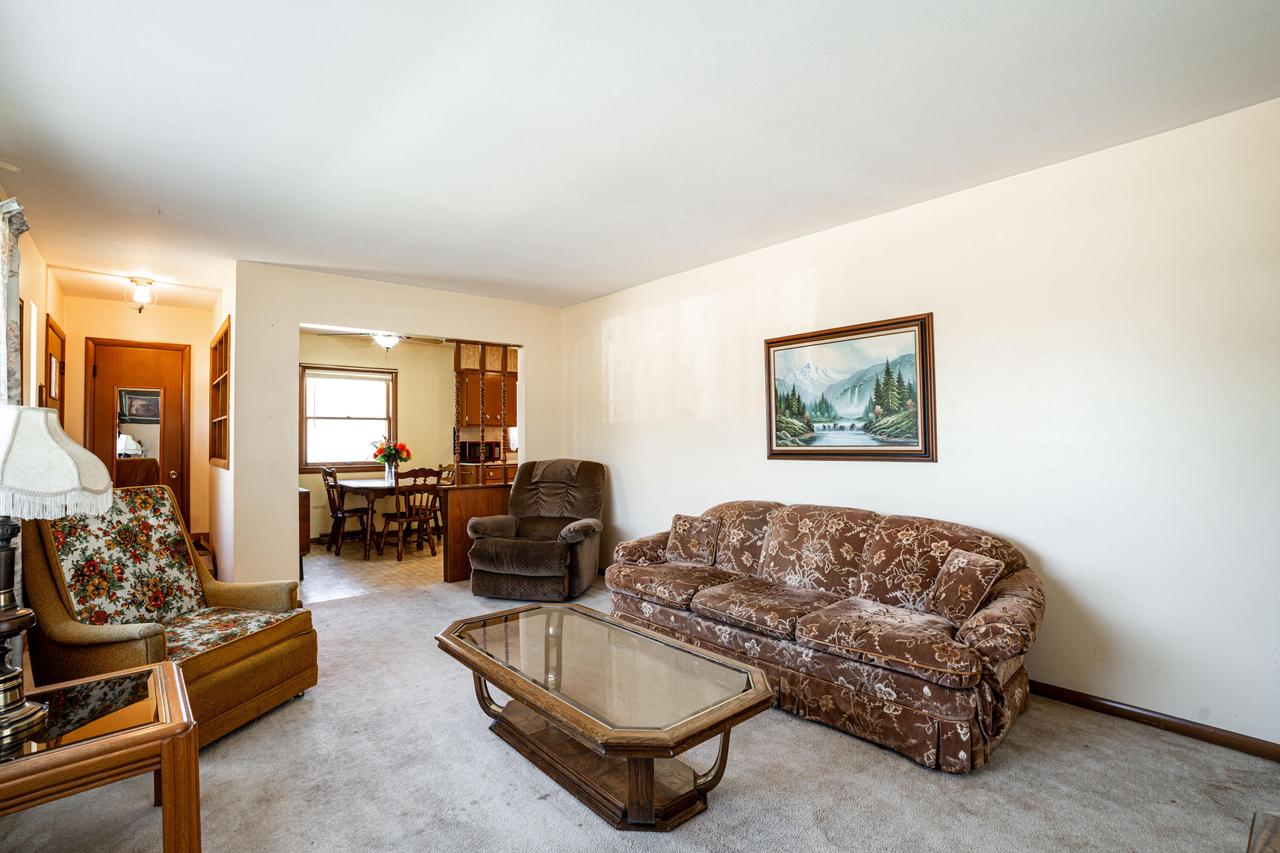 1551 West Bolivar AVENUE