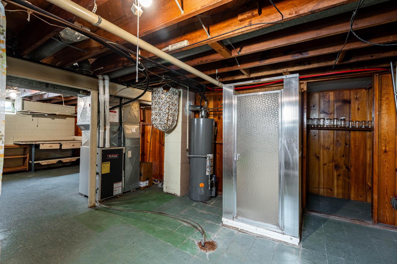 1551 West Bolivar AVENUE