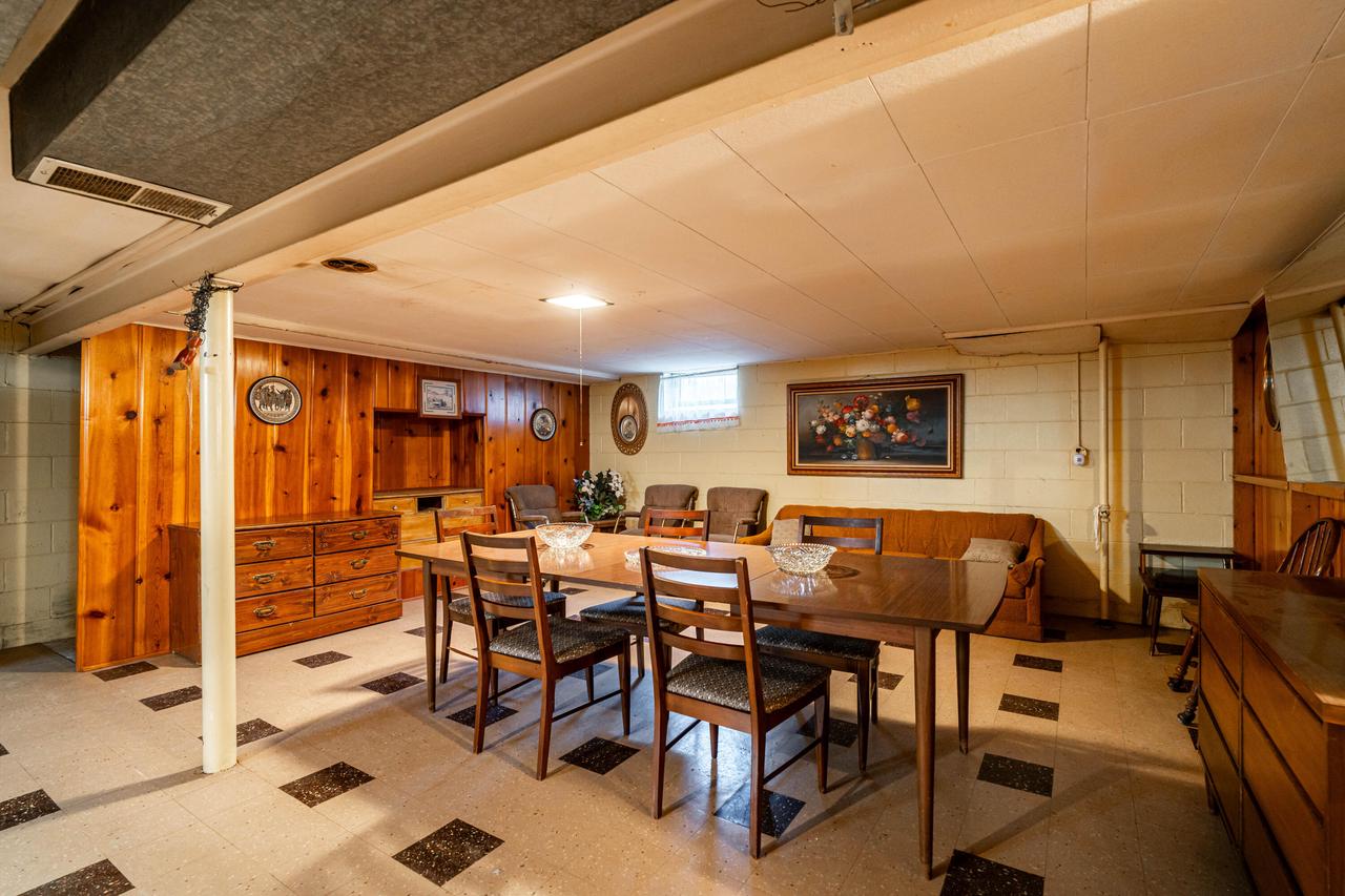 1551 West Bolivar AVENUE