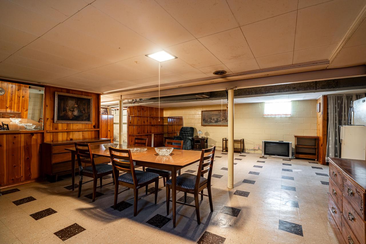 1551 West Bolivar AVENUE