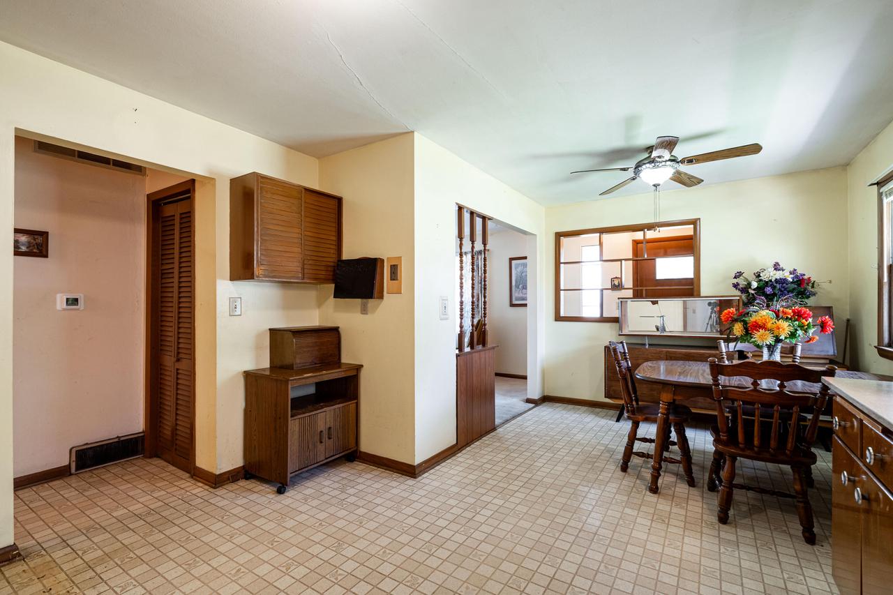 1551 West Bolivar AVENUE