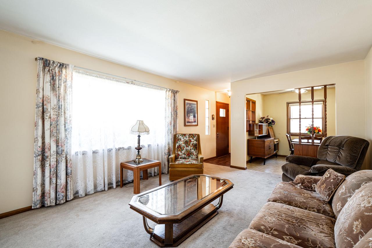 1551 West Bolivar AVENUE