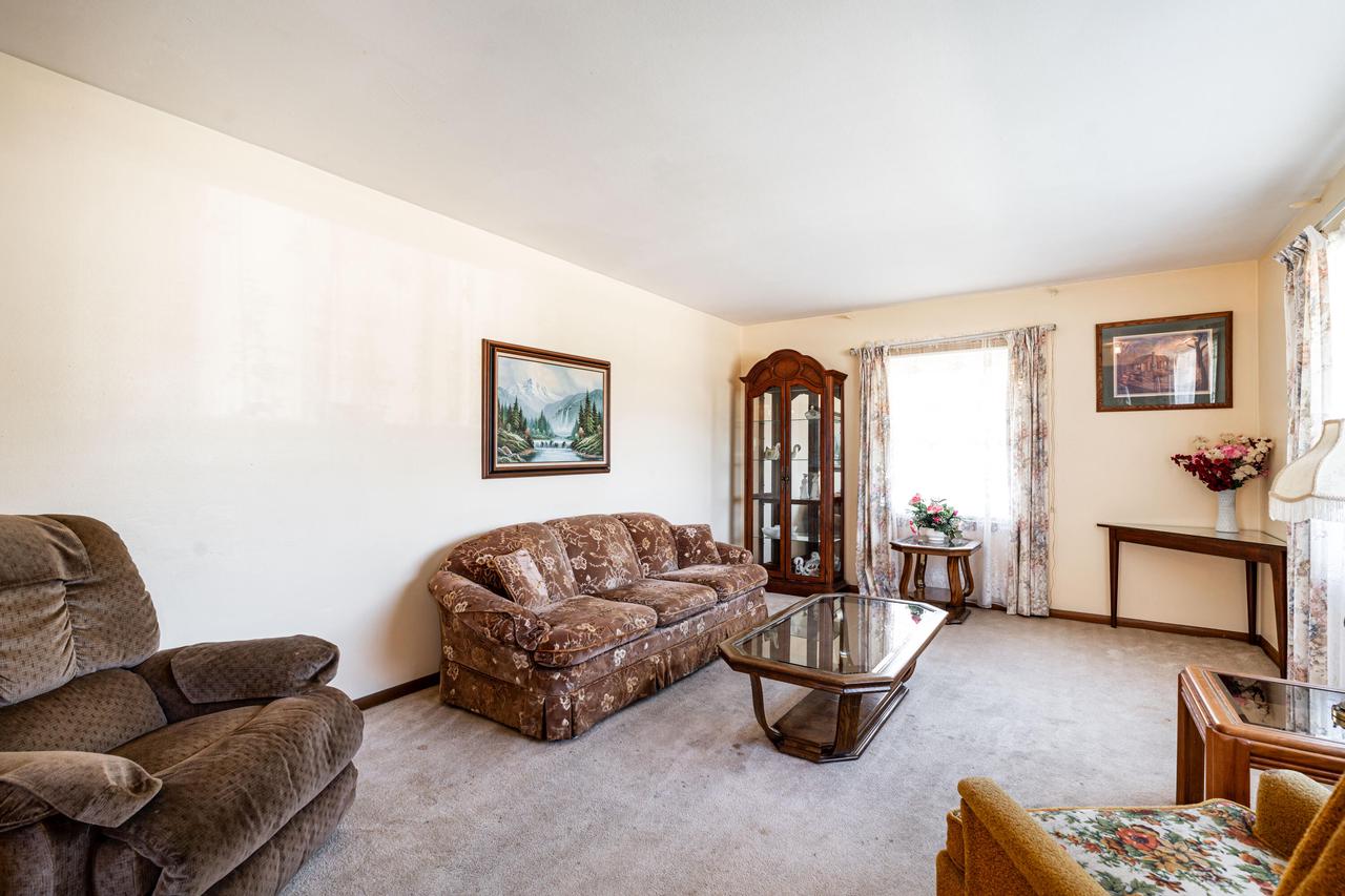 1551 West Bolivar AVENUE