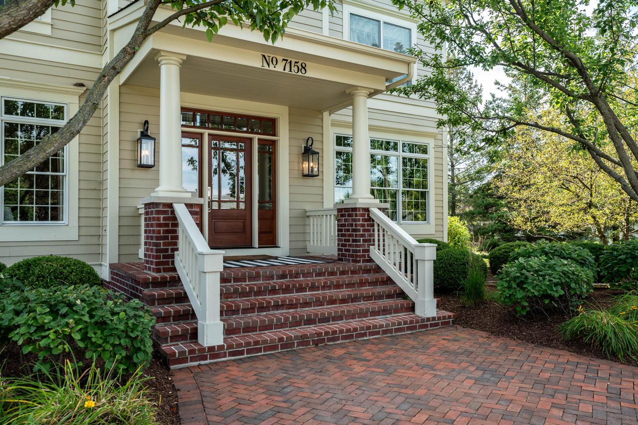 7158 South Cambridge DRIVE