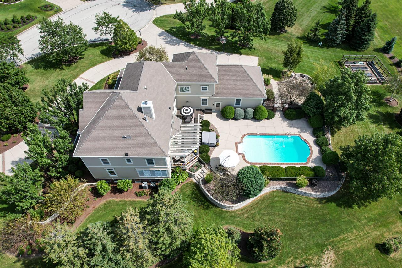 7158 South Cambridge DRIVE