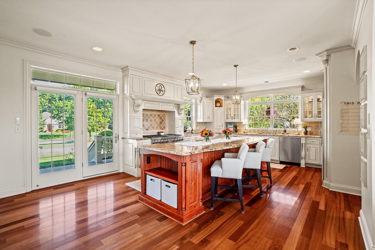 7158 South Cambridge DRIVE