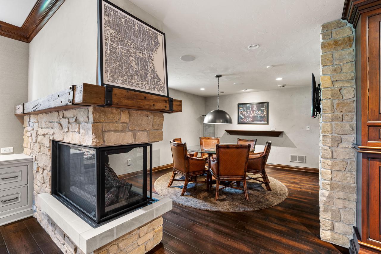 7158 South Cambridge DRIVE