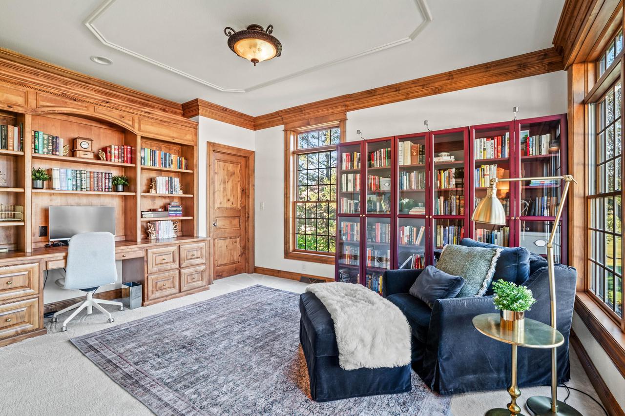 7158 South Cambridge DRIVE