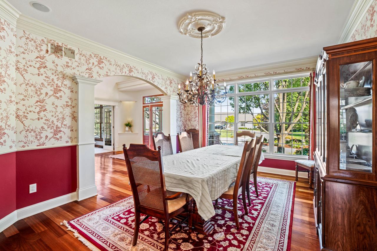 7158 South Cambridge DRIVE