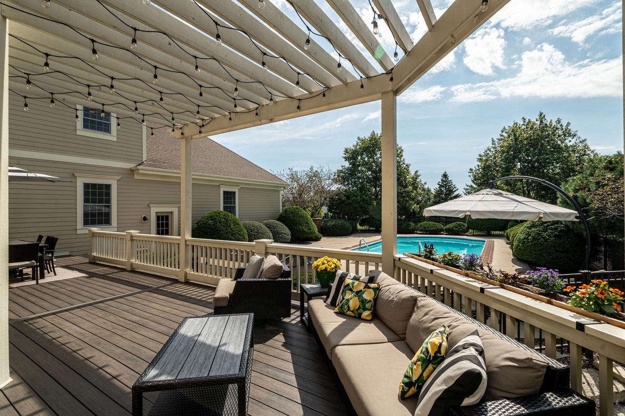 7158 South Cambridge DRIVE