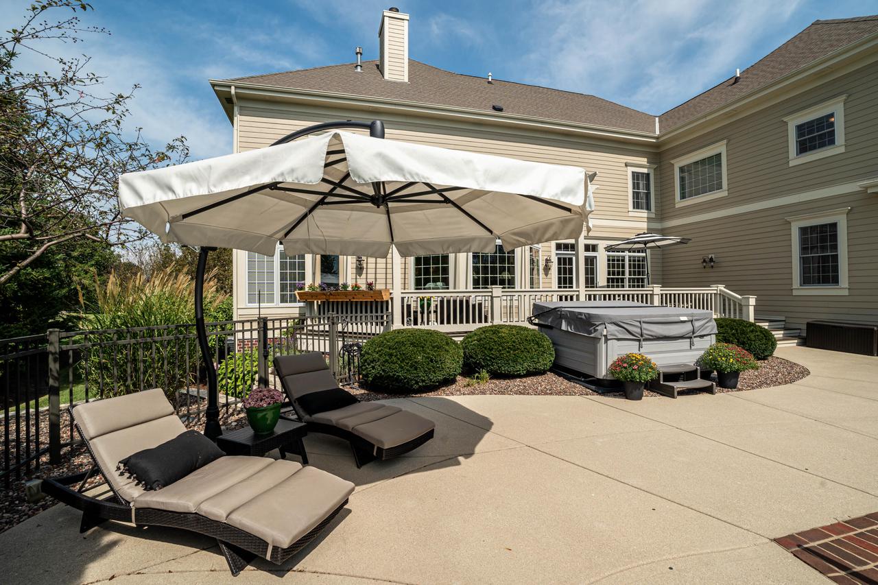 7158 South Cambridge DRIVE