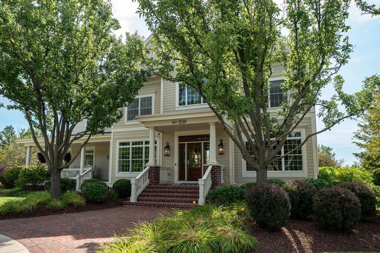 7158 South Cambridge DRIVE