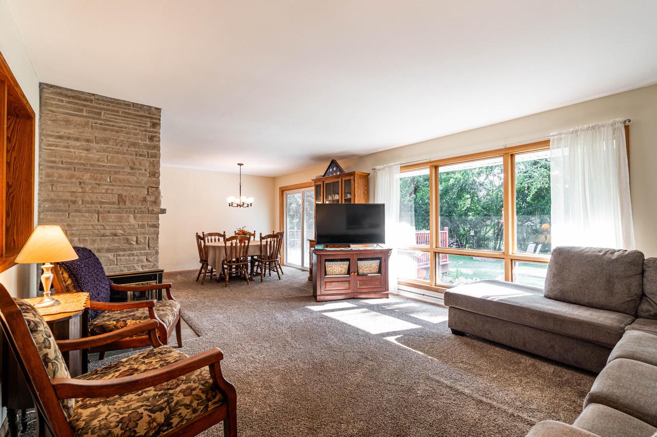 2640 North 128th STREET