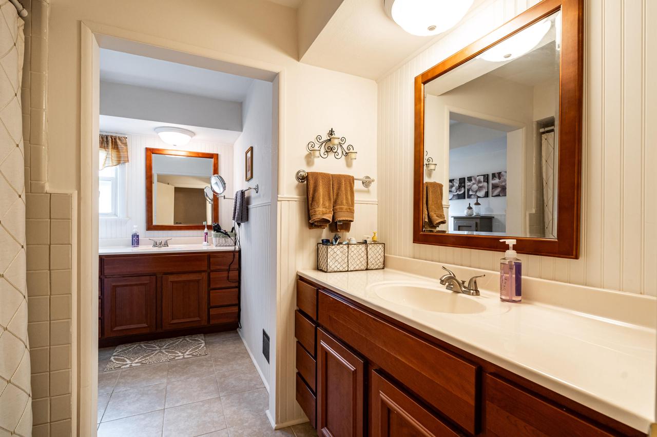 2640 North 128th STREET
