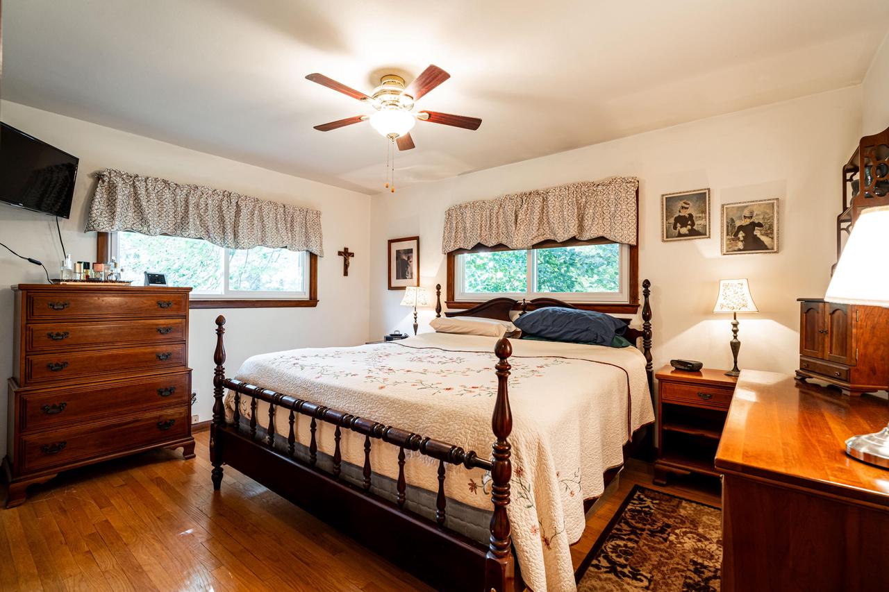 2640 North 128th STREET