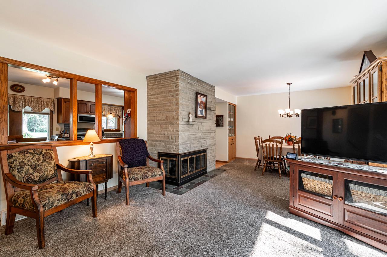 2640 North 128th STREET