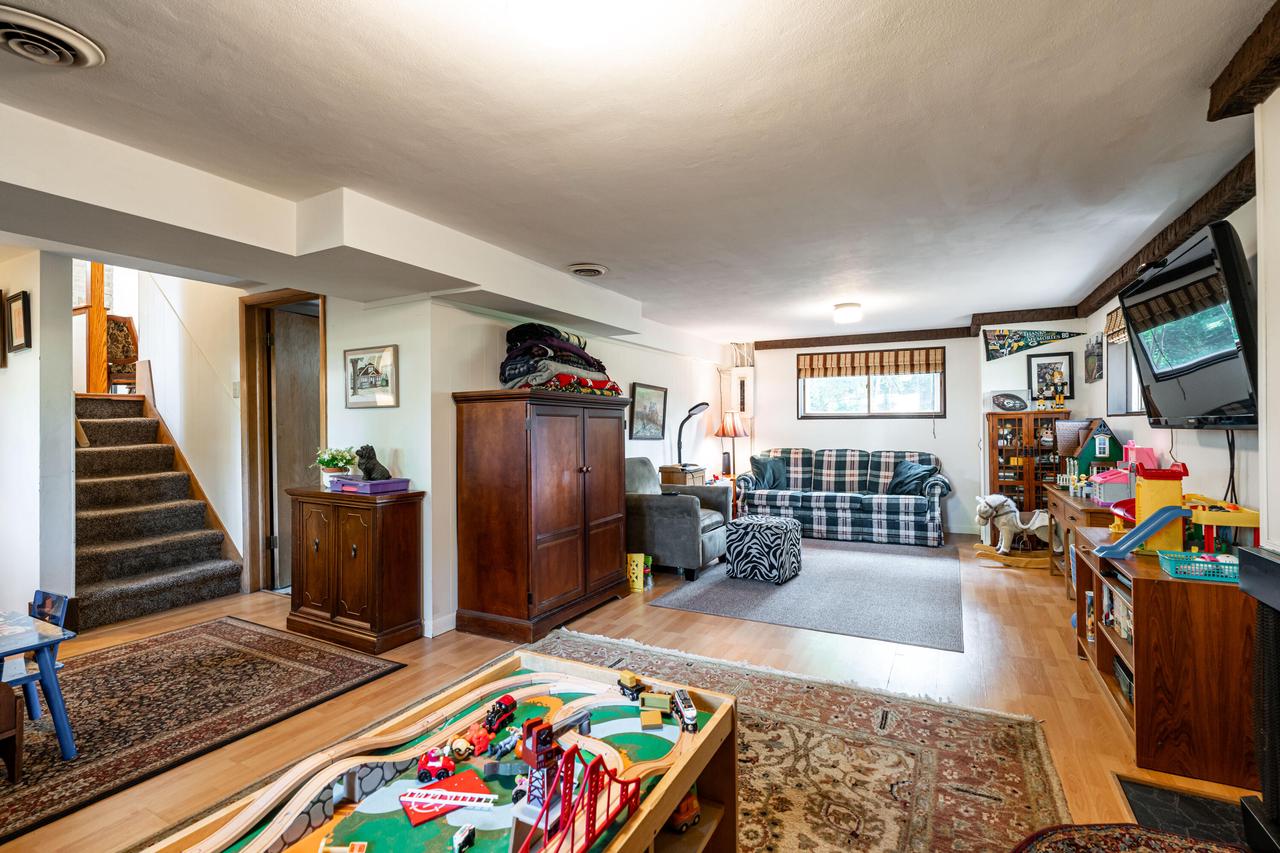 2640 North 128th STREET