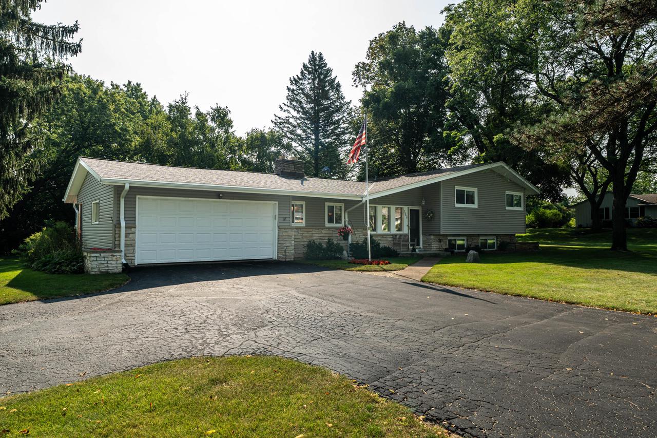 2640 North 128th STREET