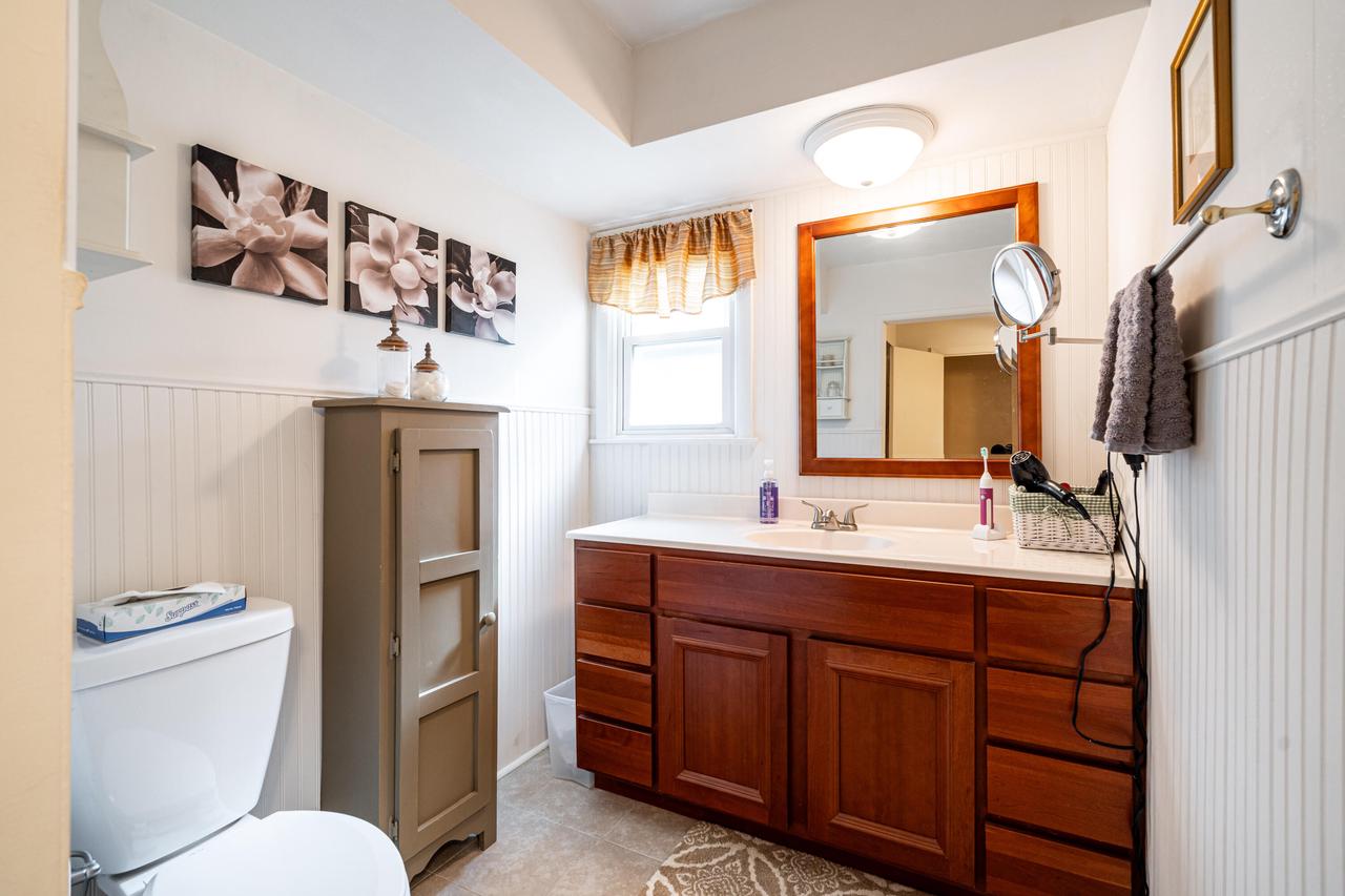 2640 North 128th STREET