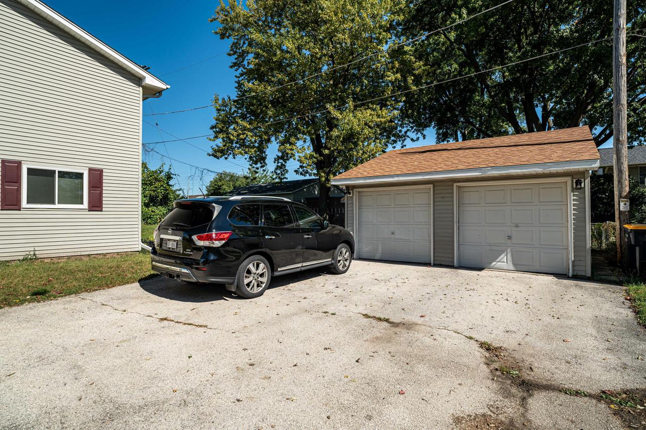 1502 South 101st STREET 1504