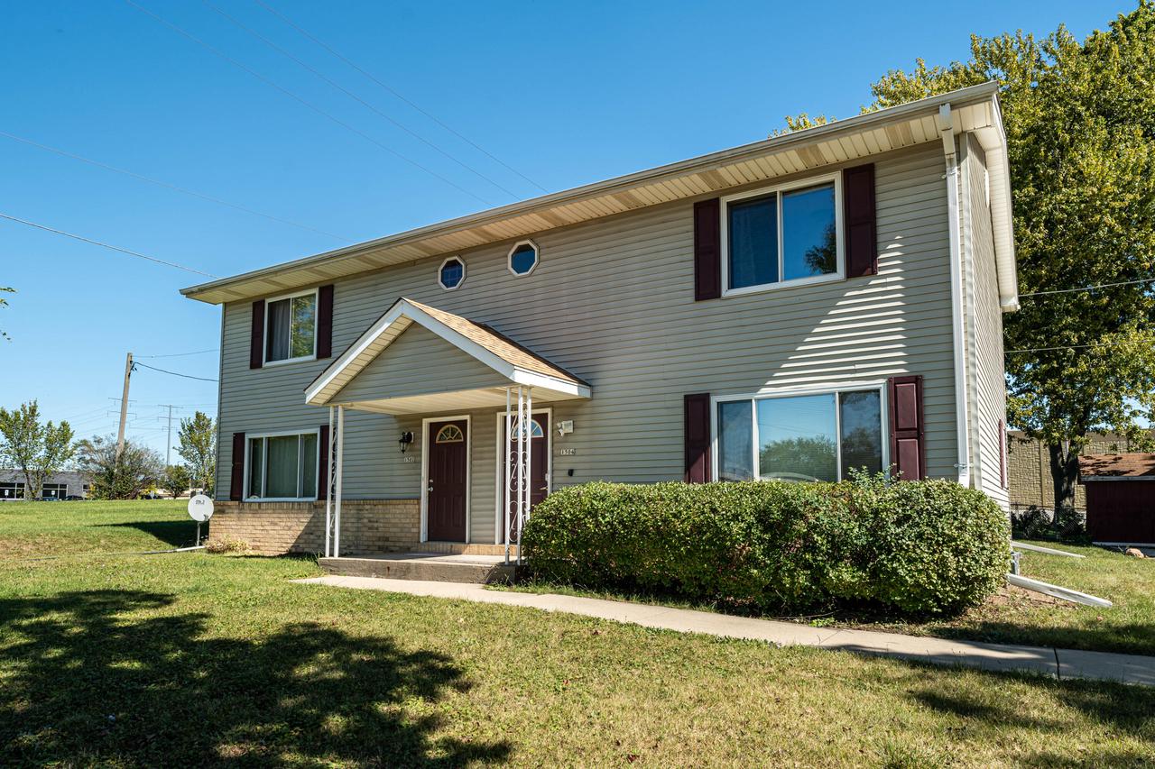 1502 South 101st STREET 1504