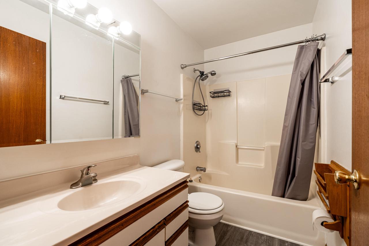 1502 South 101st STREET 1504