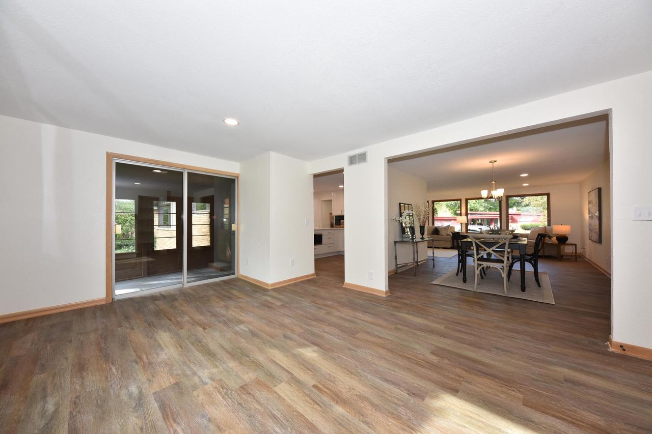 2315 West Apple Tree ROAD