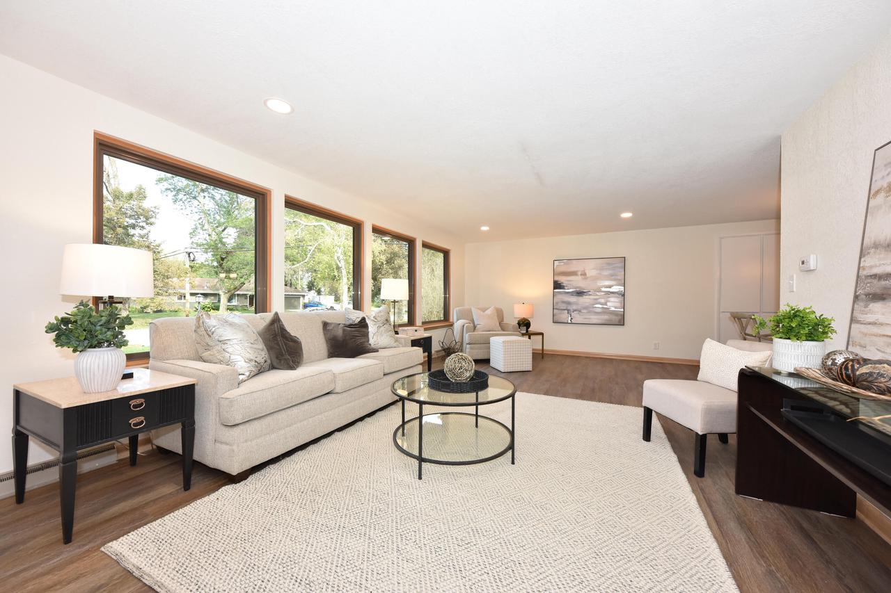 2315 West Apple Tree ROAD