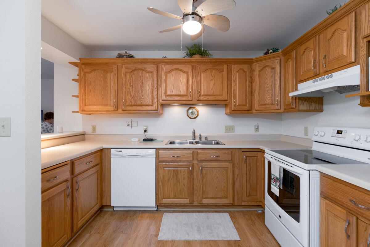 17610 West Lincoln AVENUE