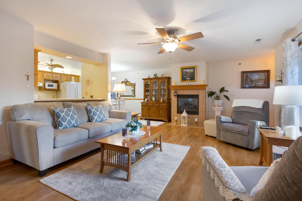 17610 West Lincoln AVENUE