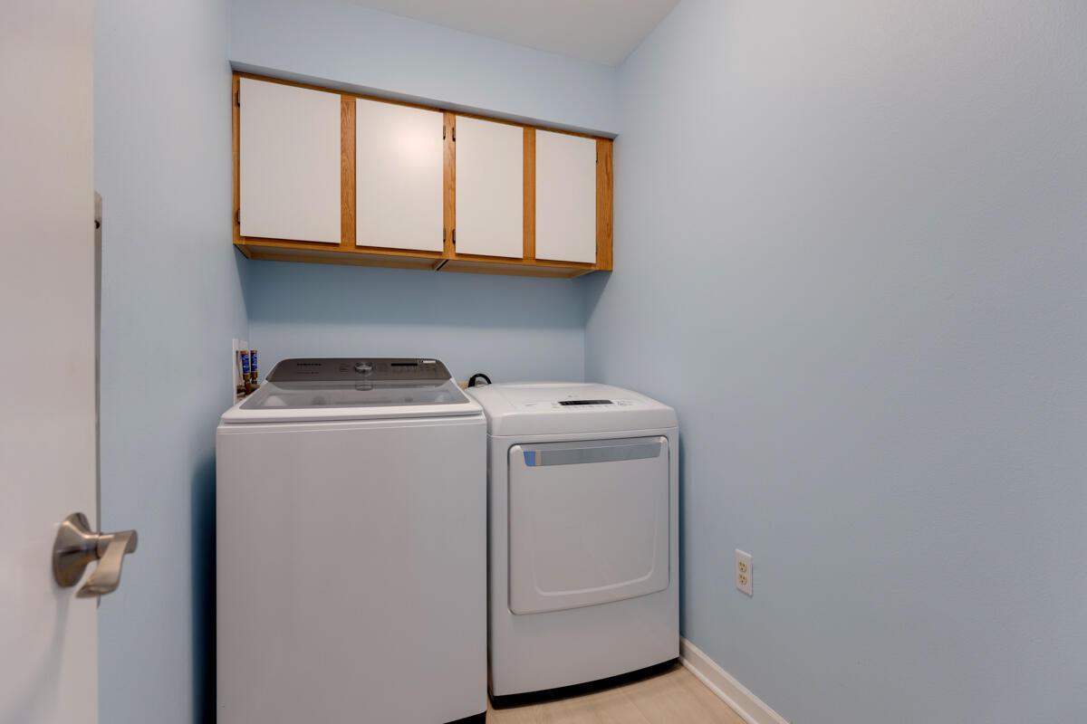 4947 West Maple Leaf CIRCLE