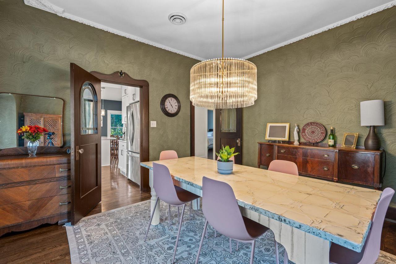 5603 West Washington BOULEVARD