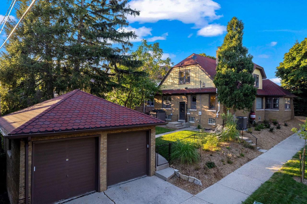 5603 West Washington BOULEVARD