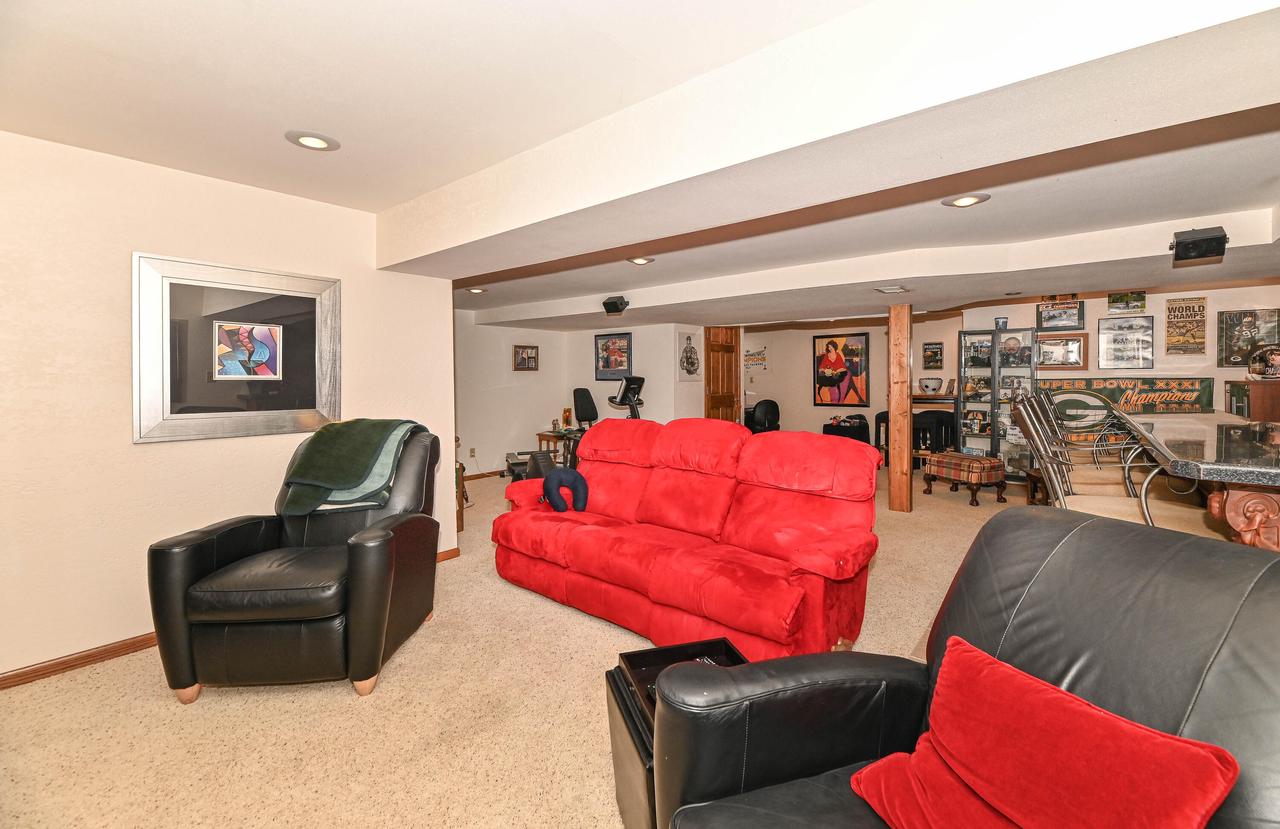 4014 West Abbott AVENUE