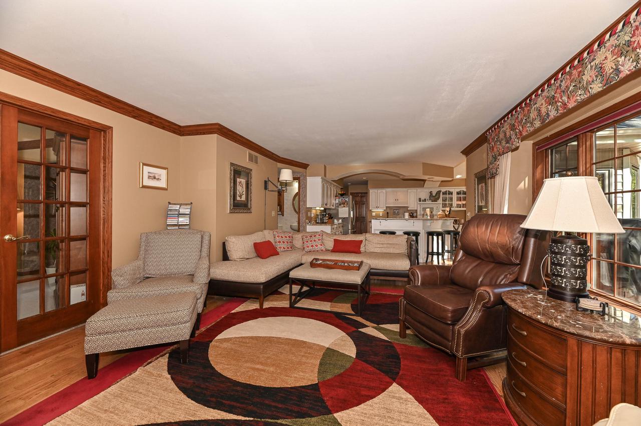 4014 West Abbott AVENUE